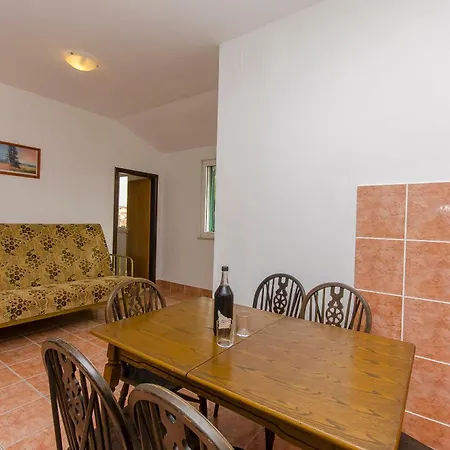 Apartment Andrijas