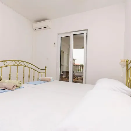Apartment Andrijas